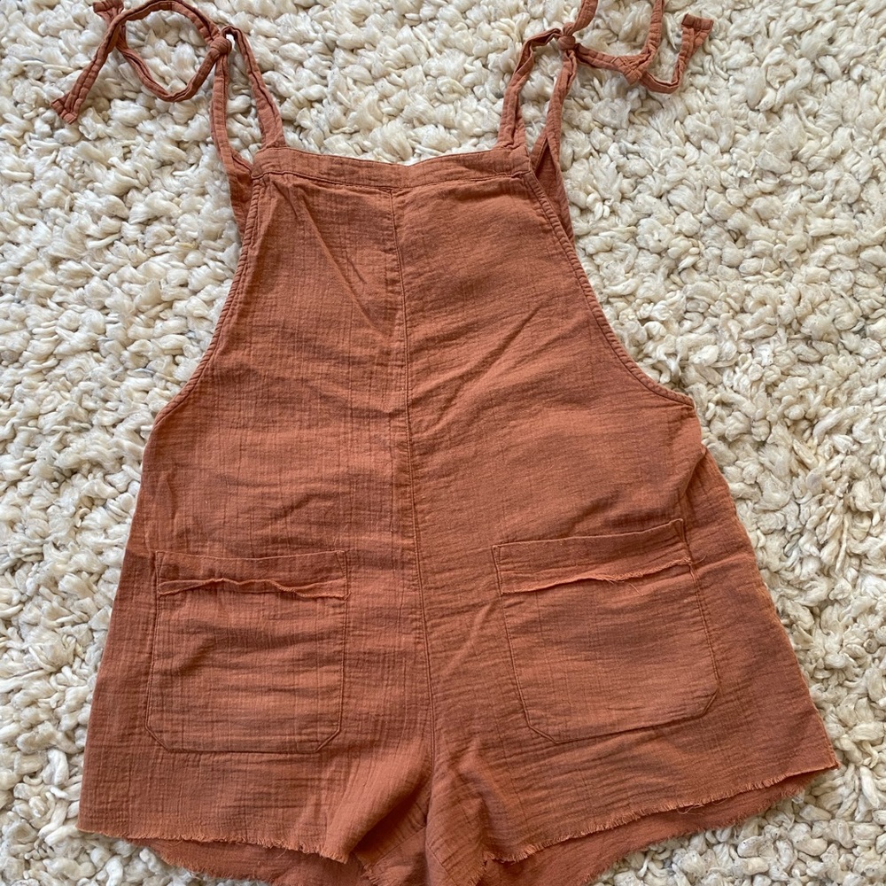 Billabong overalls romper